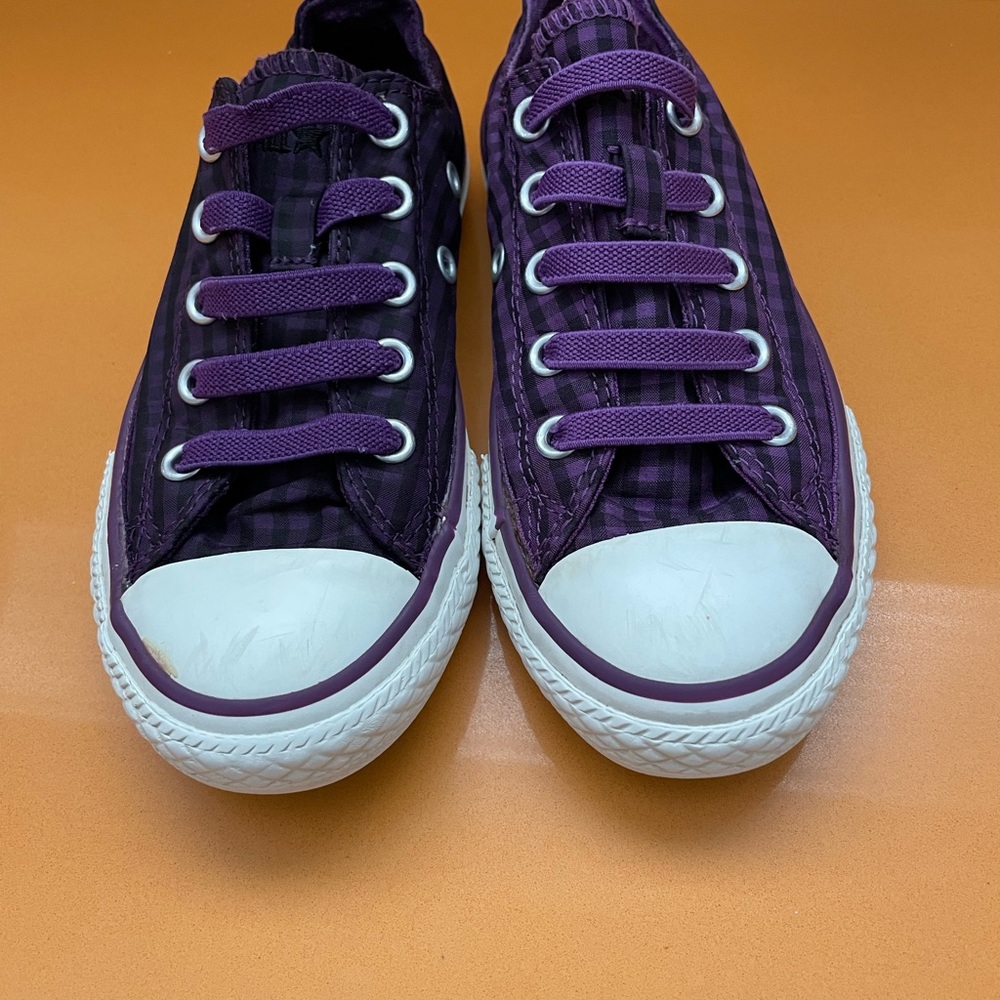 All Star/Converse kids size 11. These cute plaid sneakers/ excellent condition
